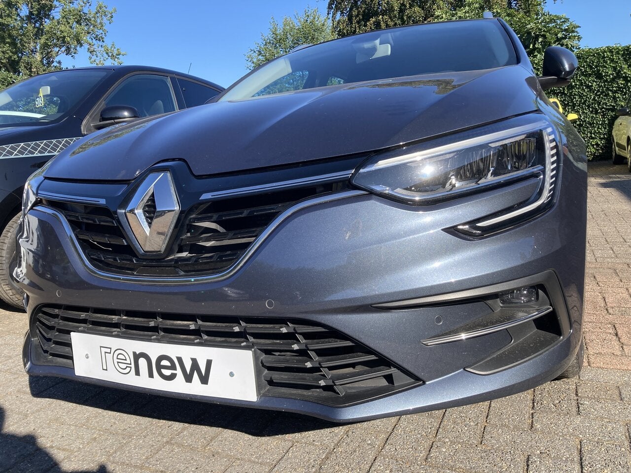 Renault Megane Grandtour TCe 115 Pk Corporate Edition, Autos, Renault, 0 kg, Argent ou Gris, Achat, Euro 6