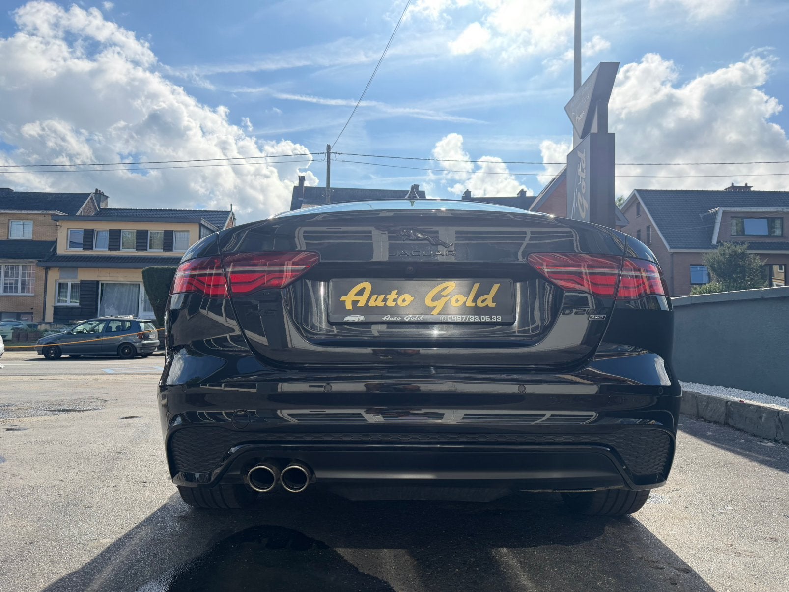 JAGUAR XE R-DYNAMIC SPORT LUXURY 1PROP NEUVE !, Autos, Cuir, Euro 6, Entretenue par le concessionnaire, 5 portes