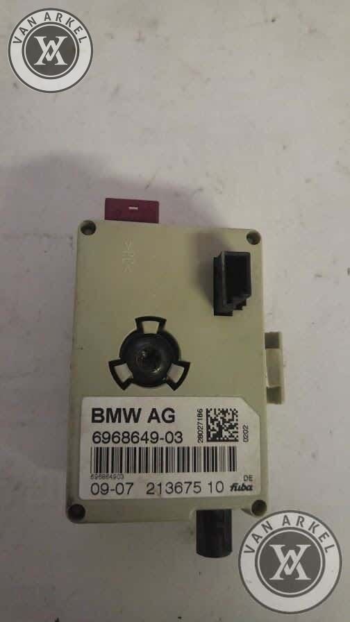 Bmw 3 Serie E93 Antenneversterker AM/FM links, Enlèvement ou Envoi, -, -, -