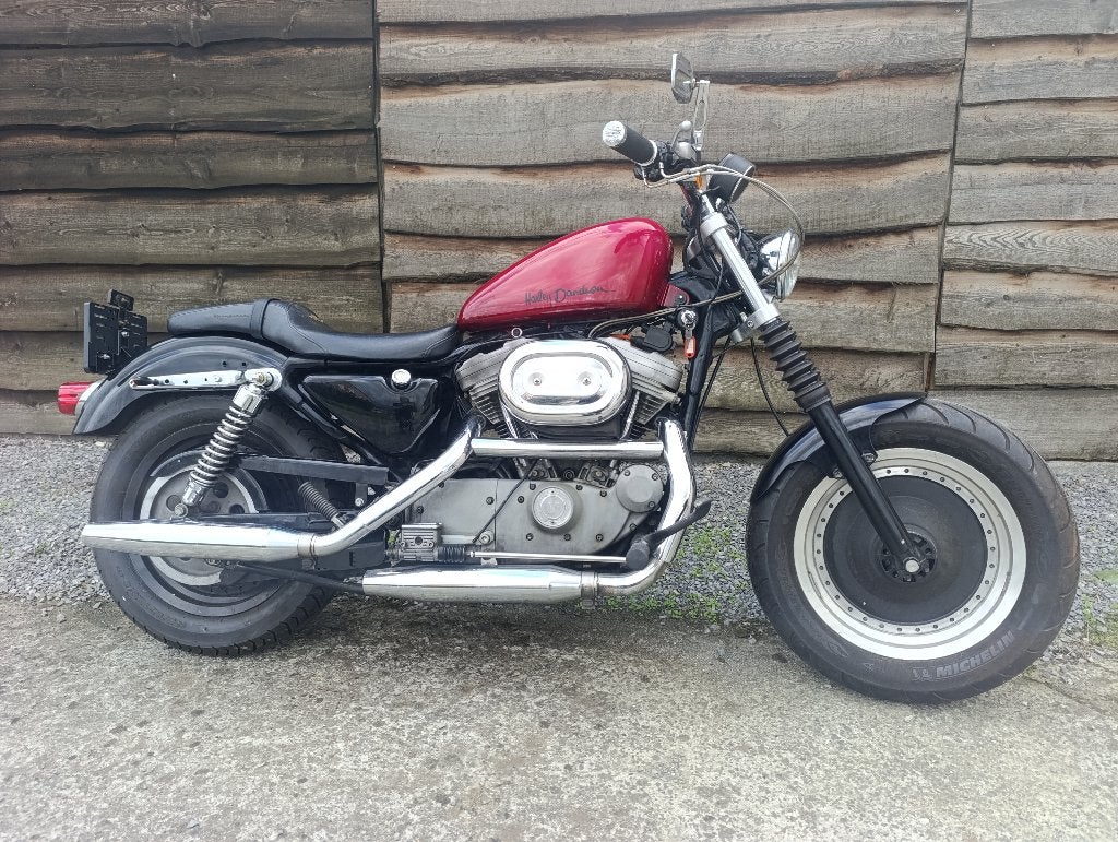 Harley sporster 883 avec ct ok, Occasion, Chopper, 2 cylindres, Particulier