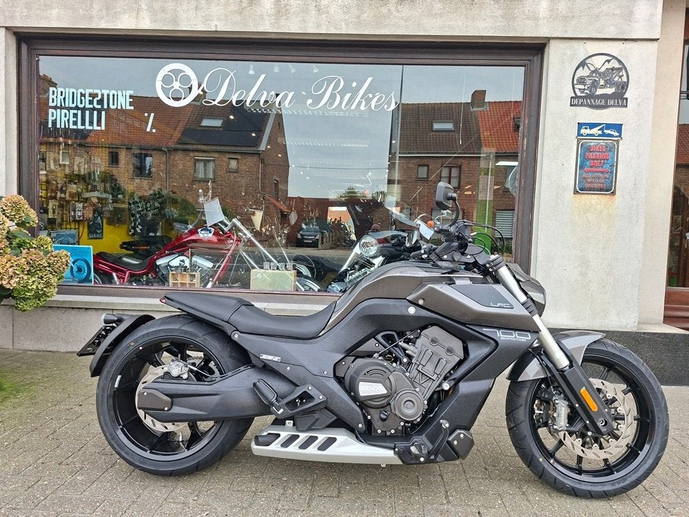 BENDA LFC700PRO -NIEUW, Motoren, 676 cc, 2 cilinders, Nieuw, Chopper