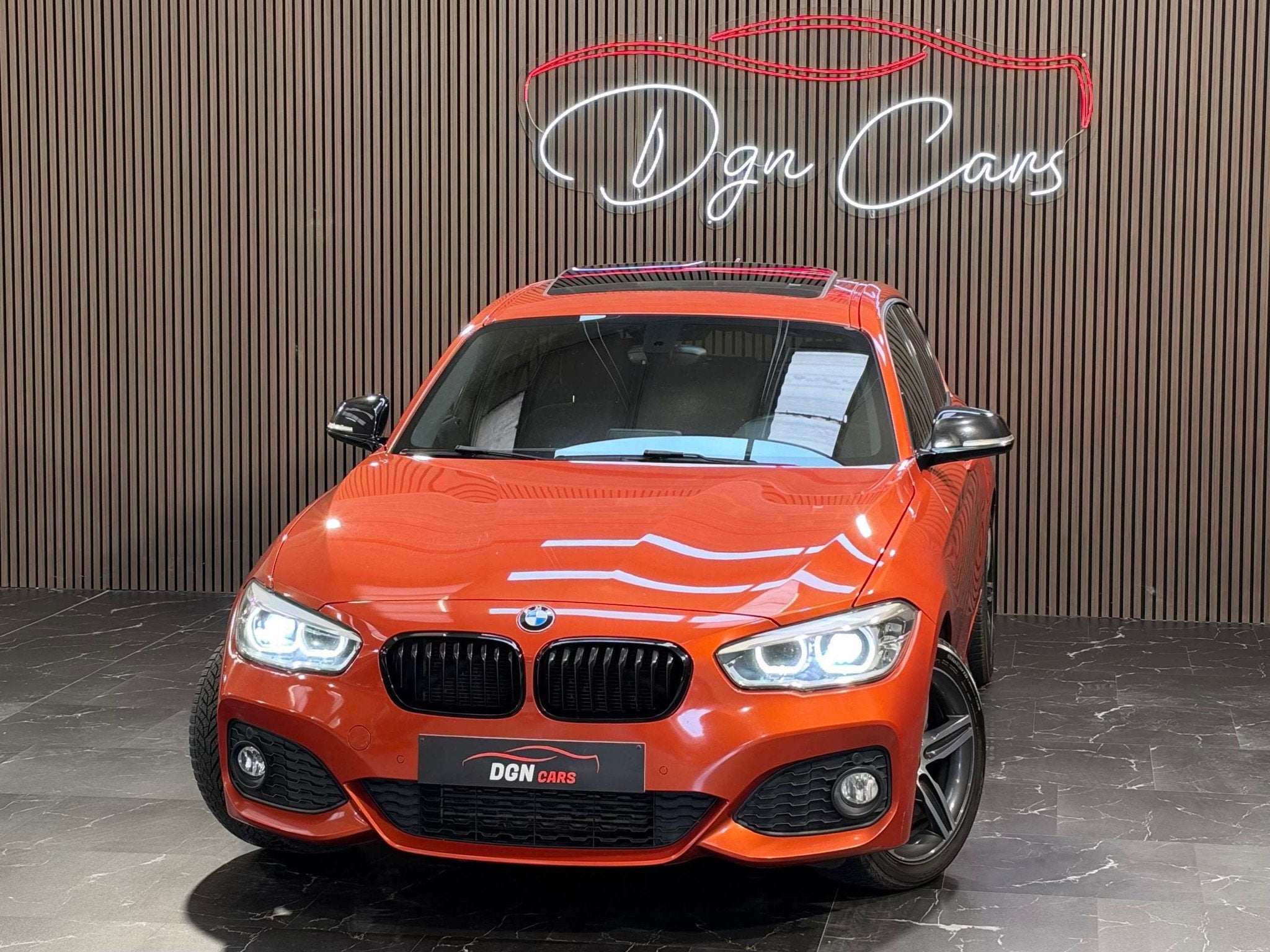 BMW 1 Serie 116 Pack M * Toit ouvrant *, Autos, Achat, Euro 6, Entreprise, 5 portes