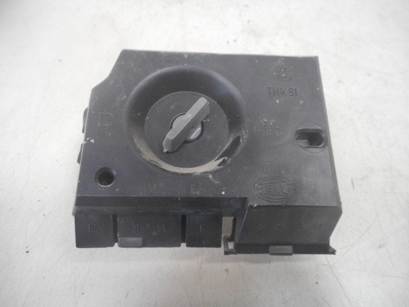 PORTE LAMPE Audi 100 Avant Quattro (C4) (01-1990/12-1994), Audi, Utilisé, Rixbecker Straße 75
59552  Lippstadt, DE, Info@forvia.com