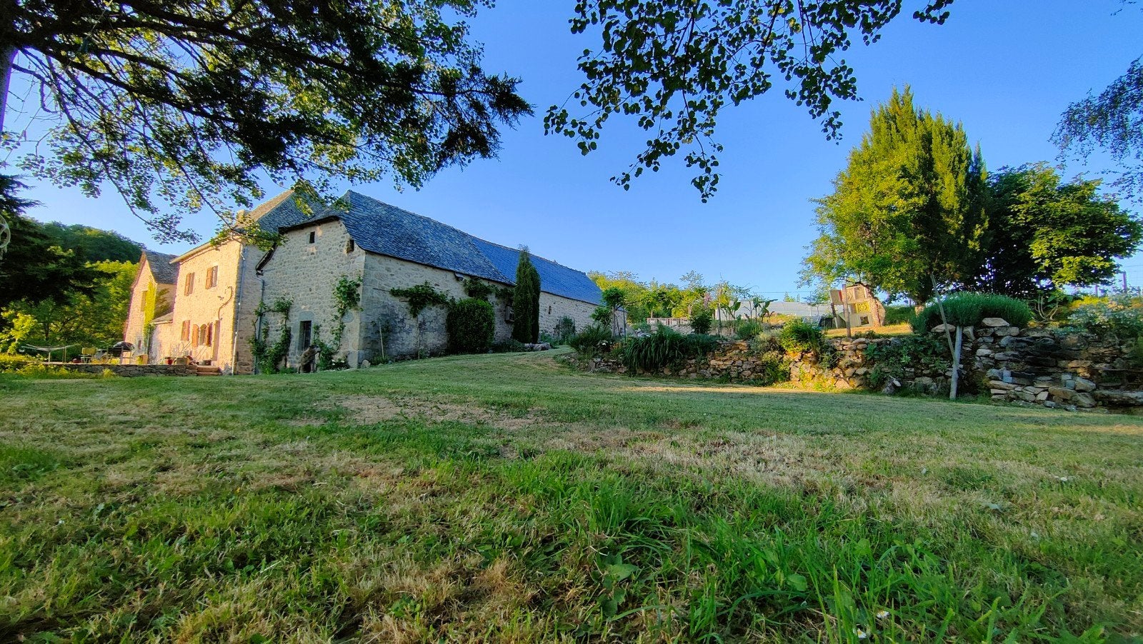Ferme Aveyronnaise, Immo