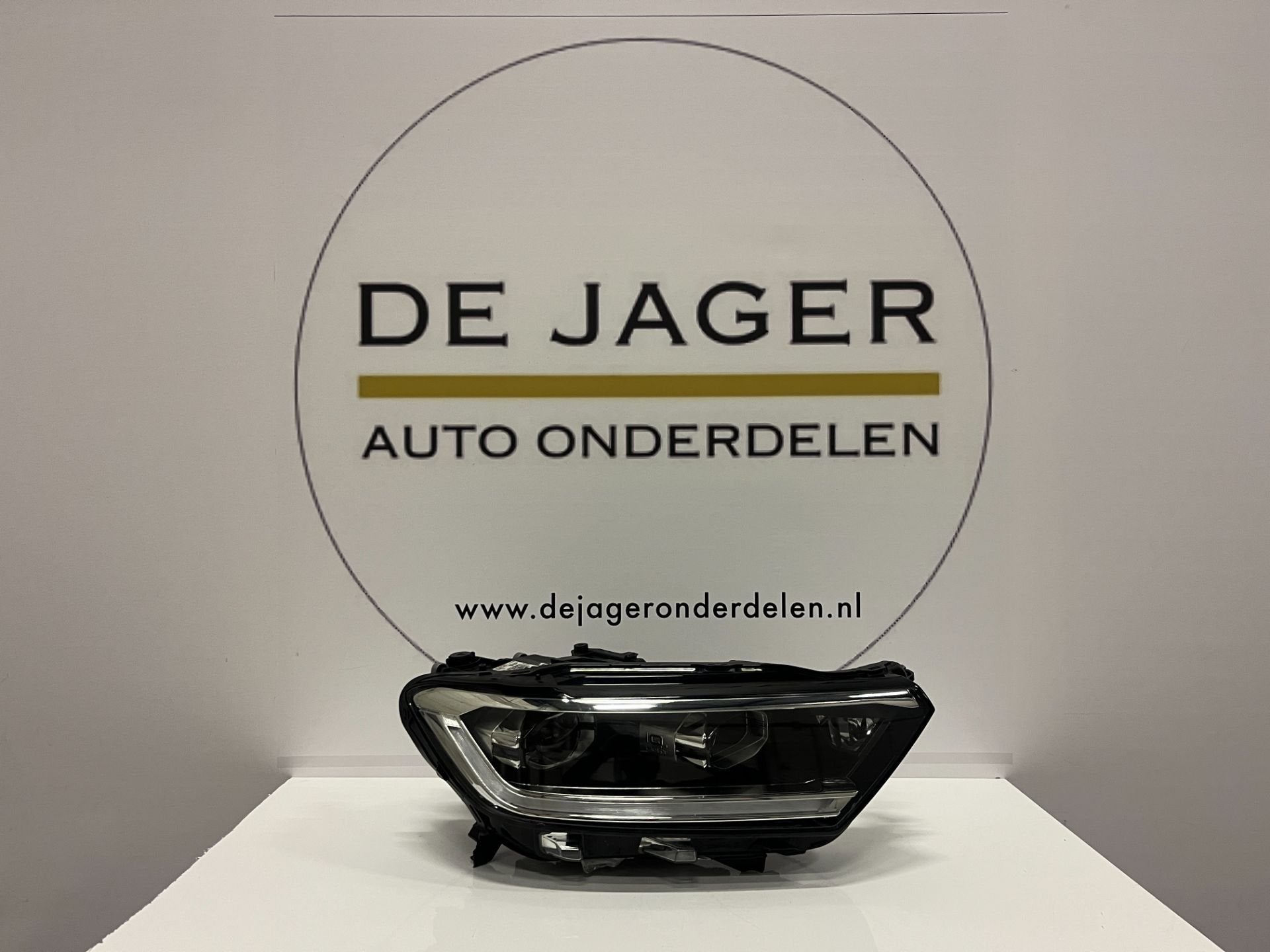 VW T ROC T-ROC FACELIFT VOL LED KOPLAMP RECHTS 2GA941036AD, Autos : Pièces & Accessoires, Volkswagen, Volkswagen AG, Vw@volkswagen.de