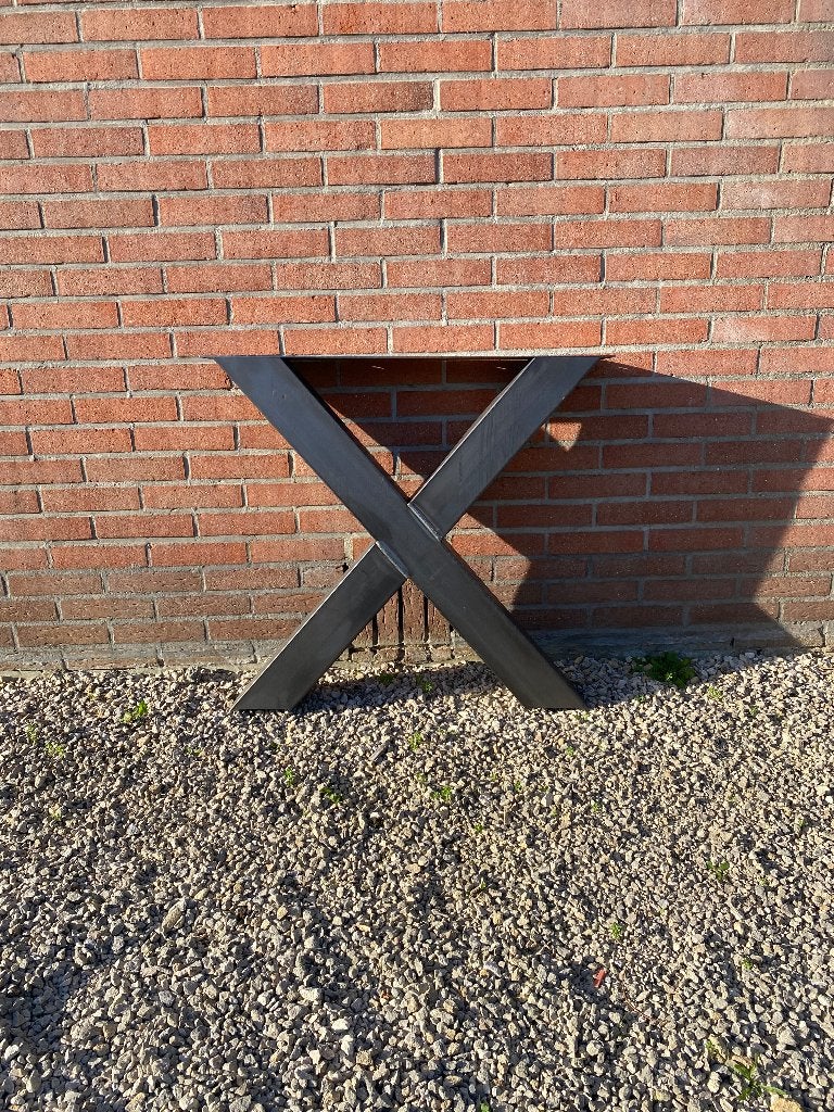 Tafel poten blank, Ophalen, Metaal