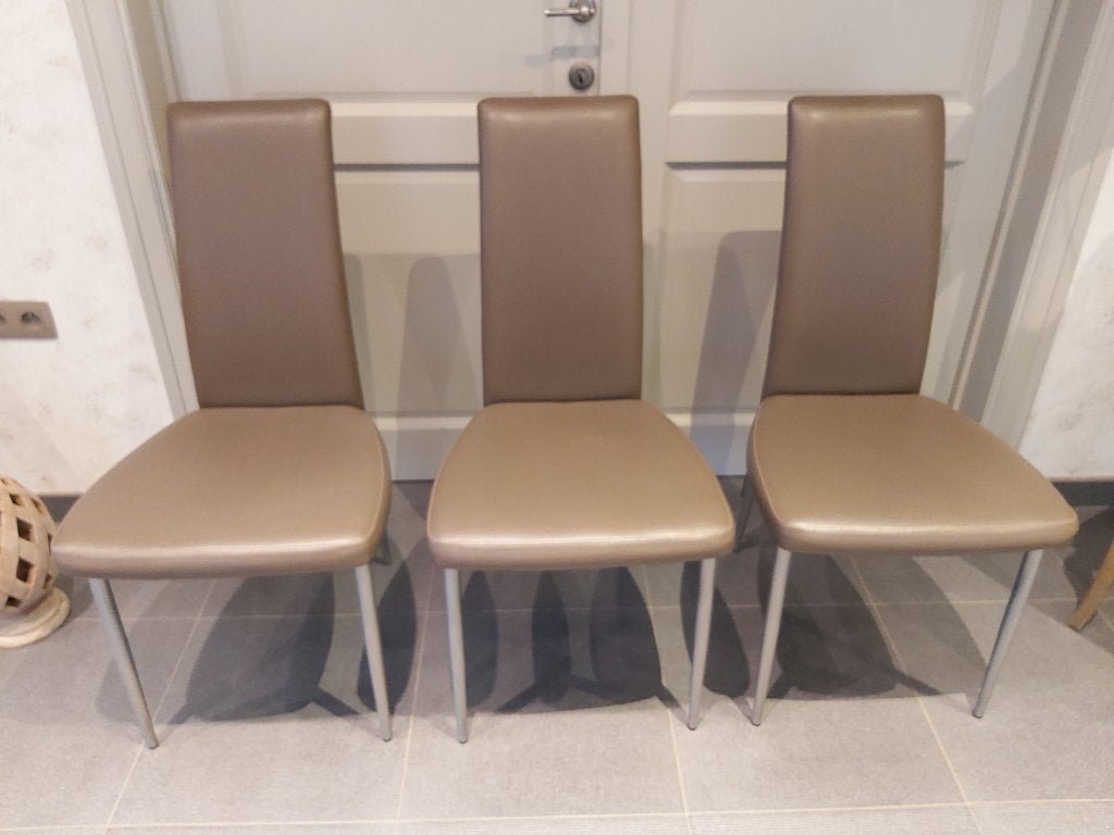 3 landelijke stoelen in goede staat, Huis en Inrichting, Stoelen, Ophalen, Gebruikt, Overige kleuren, Drie