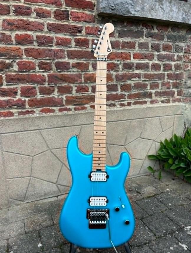 Charvel Pro Mod San Dimas-stijl 1 uur, Ophalen, Zo goed als nieuw, Solid body