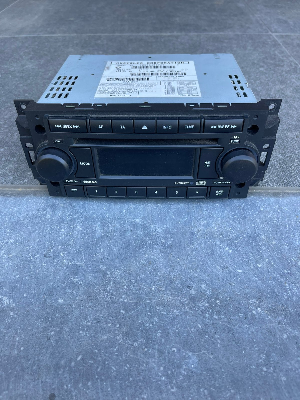 Autoradio « CHRYSLER/ JEEP/ DODGE», Ophalen, Zo goed als nieuw