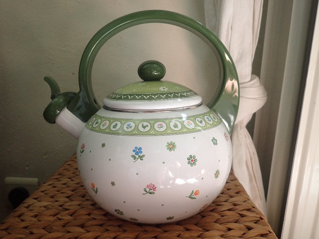 Nieuwe Villeroy & Boch Farmers Spring fluitketel, Antiek en Kunst, Antiek | Servies los, Ophalen of Verzenden
