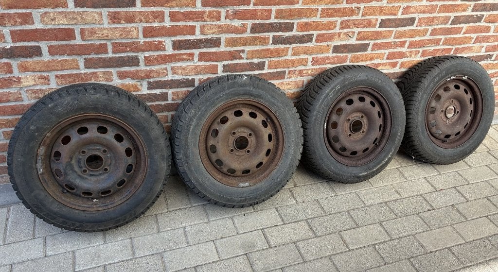 Winterbanden 185/55/R14 op stalen velgen -  steek 4x108, Autos : Pièces & Accessoires, 14 pouces, Pneus hiver, Véhicule de tourisme