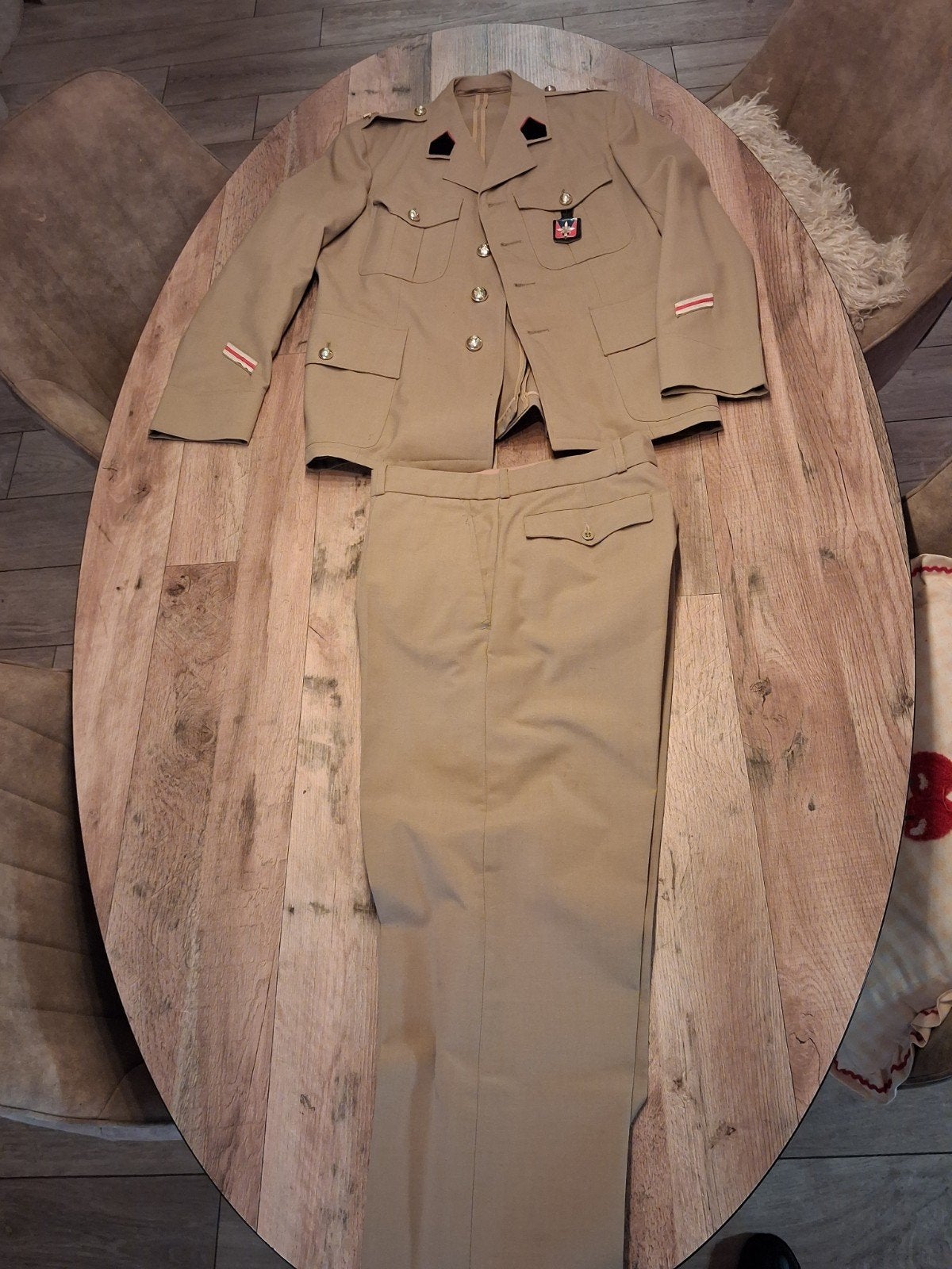 Uniforme de divertissement ABL, EAA, 1972, Collections, Envoi