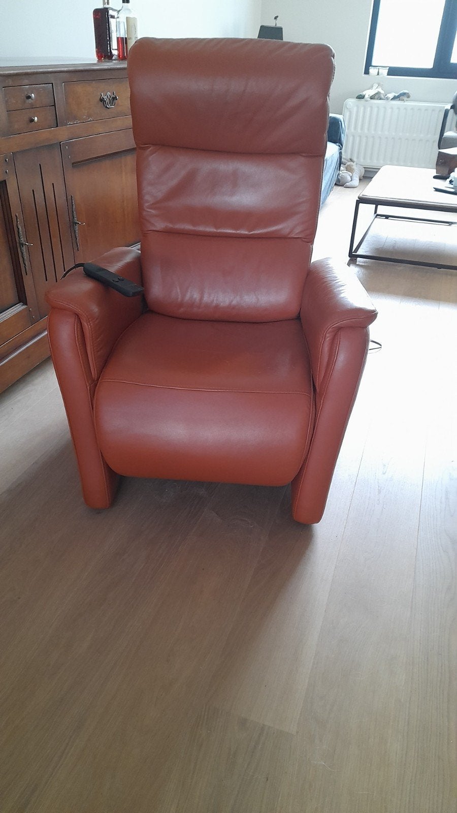 Relax zetel Hukla met opsta hulp elektrisch leder, Maison & Meubles, Fauteuils, Enlèvement