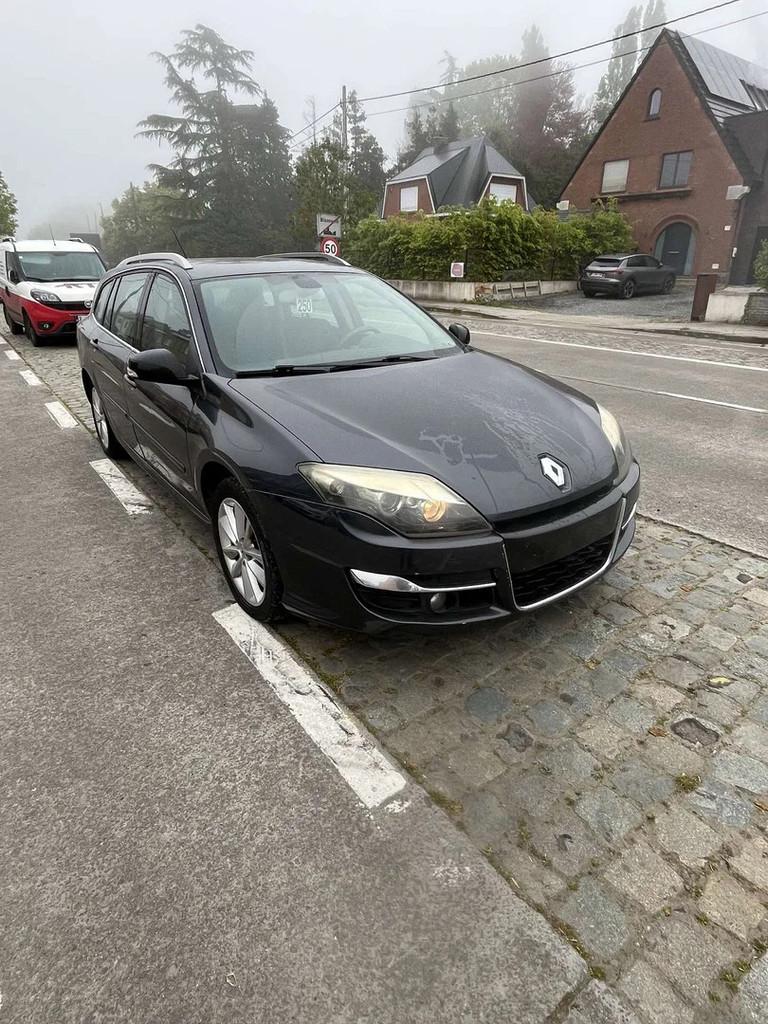 Renault Laguna Laguna 2.0 dCi Emotion FAP (bj 2012), Auto's, Stof, 4 cilinders, 5 deurs, 131 pk