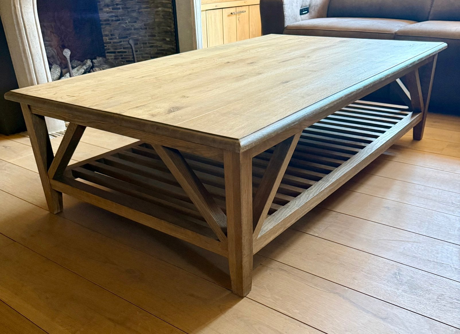 Grote salontafel in eik…nieuwstaat !!, Huis en Inrichting, Tafels | Salontafels, Zo goed als nieuw, Minder dan 50 cm, 50 tot 100 cm