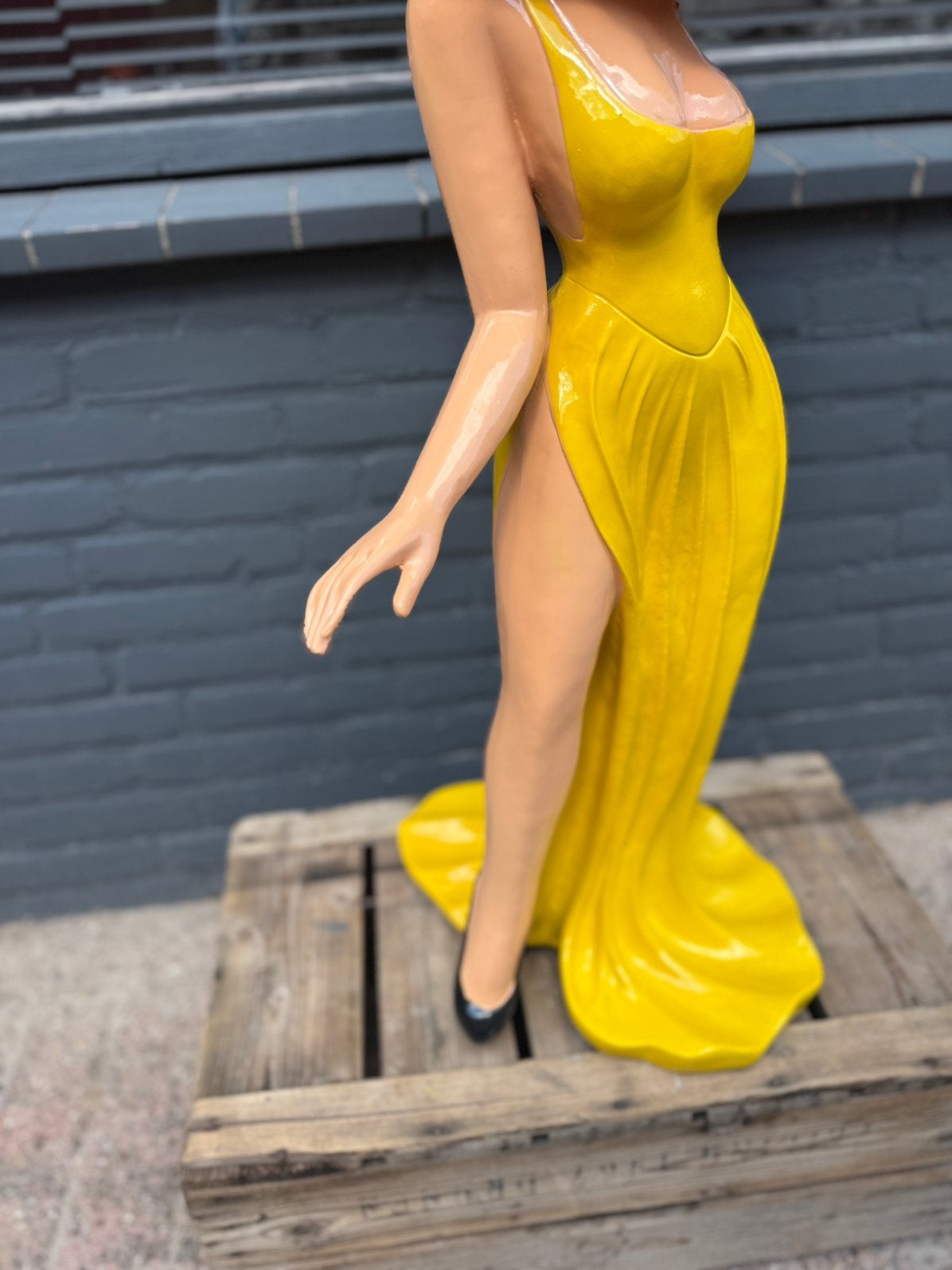 Grande statue jaune de Betty Boop, Enlèvement, Comme neuf, Humain