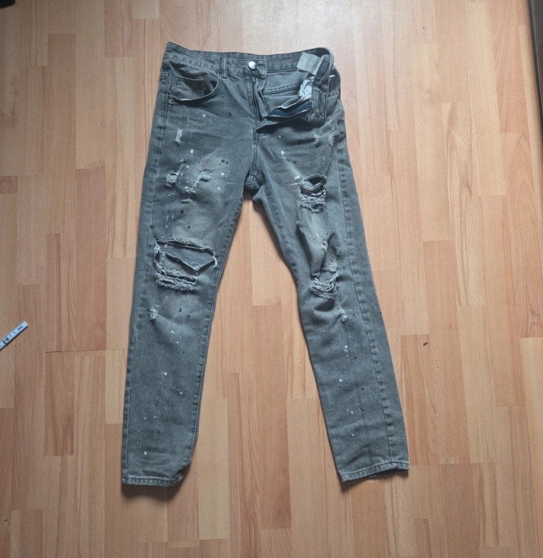 Jeans maat 28 – ripped grijs/zwart, Ophalen, W28 - W29 (confectie 36), Grijs, Gedragen