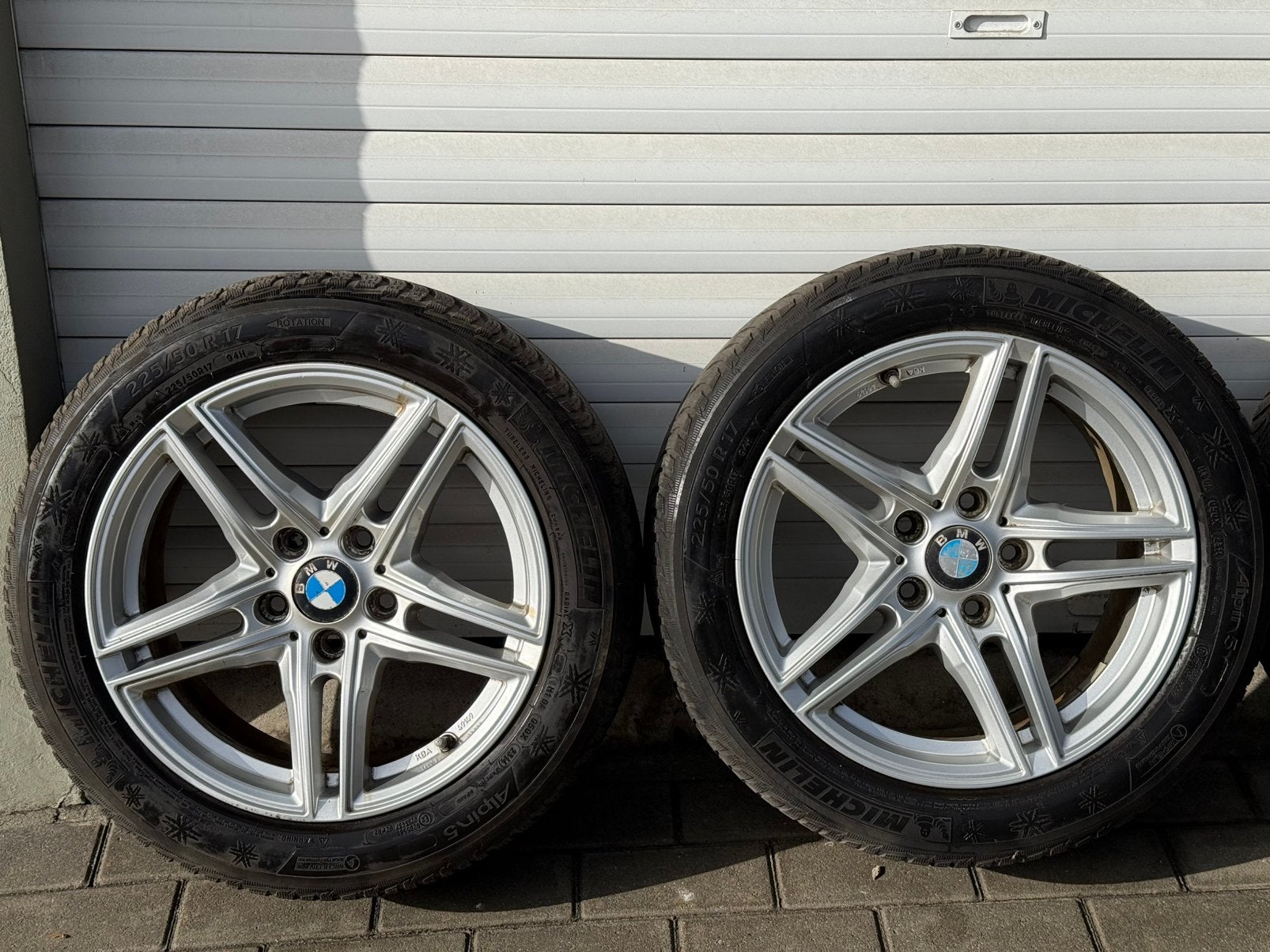 Kit hiver BORBET pour BMW F30/31 - 5x120- Michelin 225 50 17, Autos : Pièces & Accessoires, Pneus et Jantes, Pneus hiver, Véhicule de tourisme