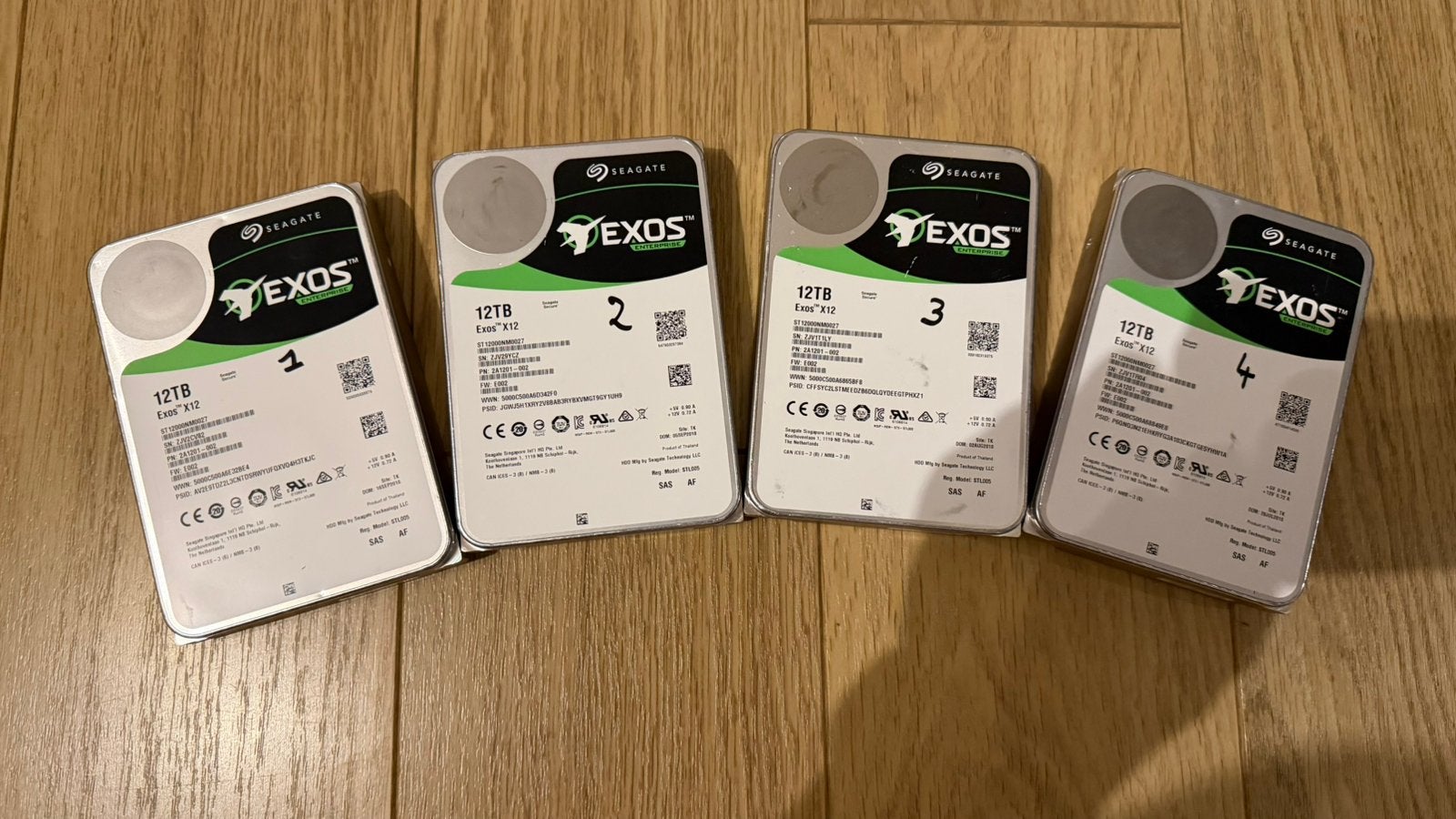4x 12TB 3,5” Seagate Exos X12 SAS schijven, Computers en Software, Ophalen, Intern, Gebruikt, HDD
