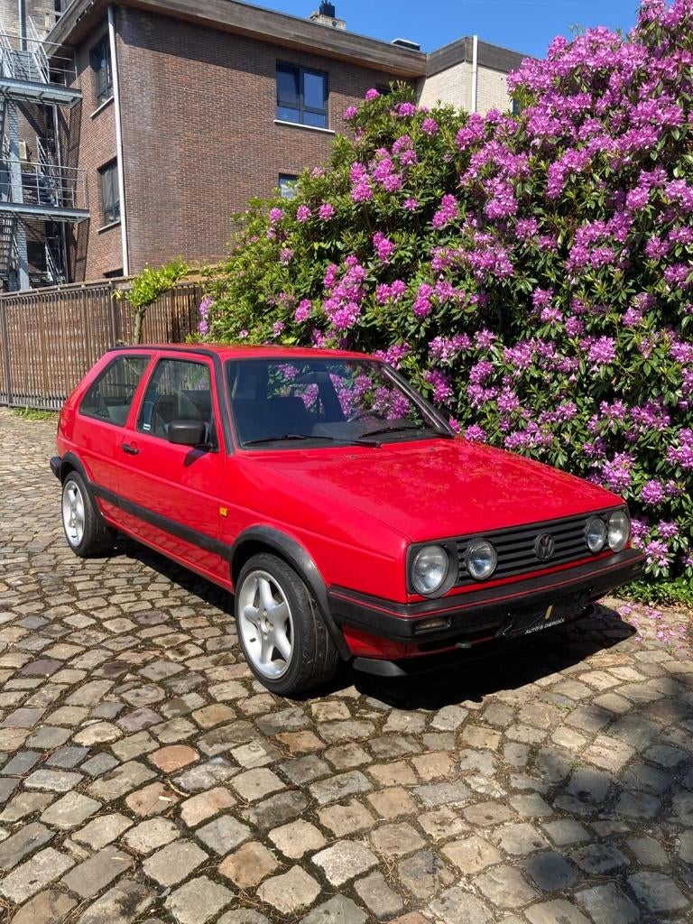 VW golf 2, Auto's, Volkswagen, Particulier, Golf, Benzine, Euro 1, Break, 3 deurs, Handgeschakeld, Rood, Grijs, Stof, Voorwielaandrijving