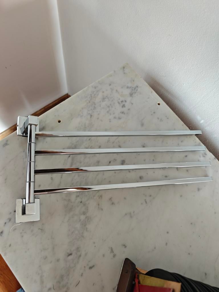 Porte-serviette mural chromé 40 cm 4 bras, Enlèvement