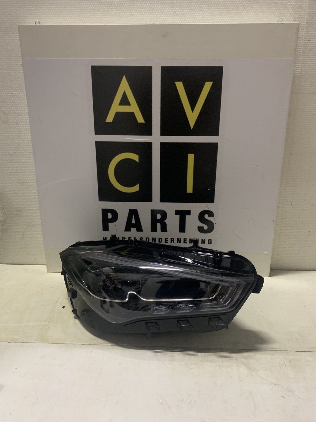 Koplamp Mercedes CLA w118 FACELIFT Multibeam A1189061401, Autos : Pièces & Accessoires, Utilisé, -, -, Enlèvement ou Envoi
