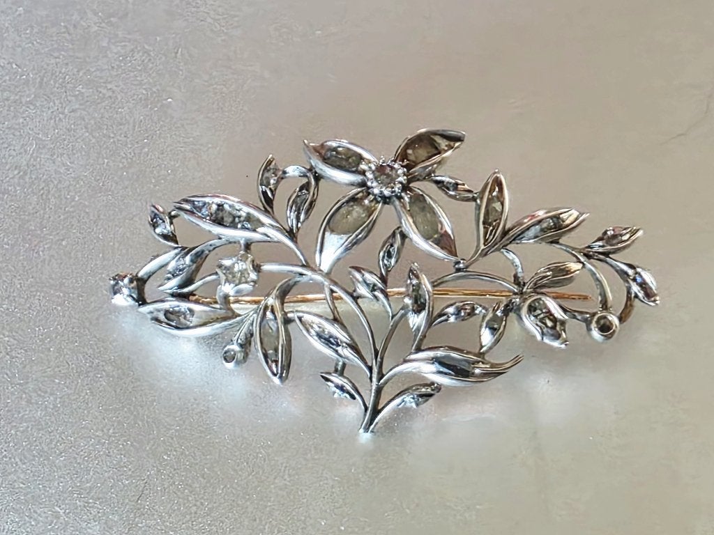 19eeuw Goud/zilver broche met diamanten, Ophalen of Verzenden, Goud, Broche, Met edelsteen