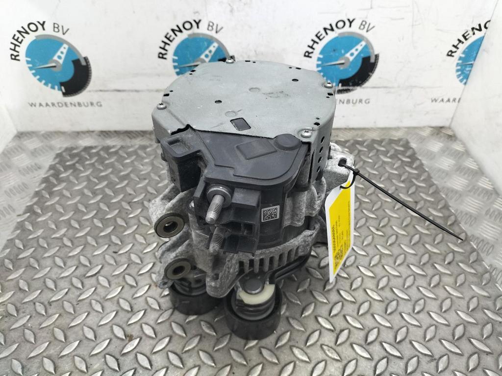 VOLVO XC40 DYNAMO 32301041 2022, Auto-onderdelen, Motor en Toebehoren, Gebruikt, ARN erkend, Stiba lid, Erkend duurzaam, Ophalen of Verzenden