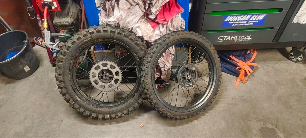 Derbi senda cross velgen, Motoren, Ophalen