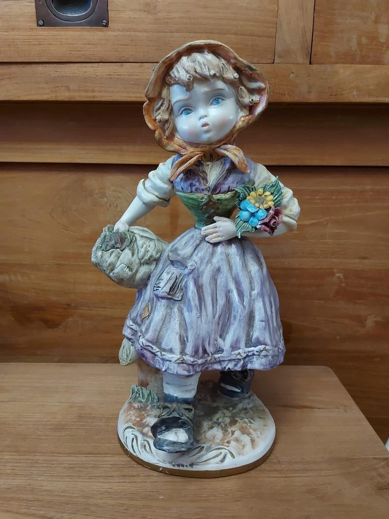 Grande statue ancienne en porcelaine CAPODİMONTE, Enlèvement ou Envoi