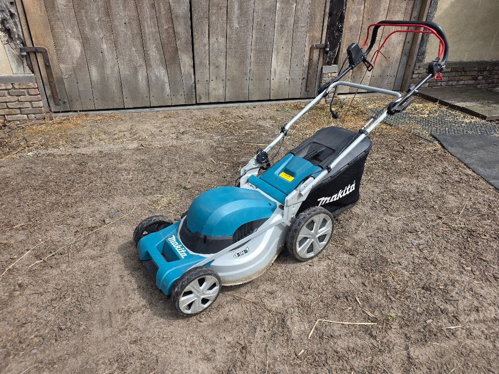 Grasmaaier makitta, Tuin en Terras, Grasmaaiers, Ophalen, Gebruikt, Elektrische grasmaaier, Makkita