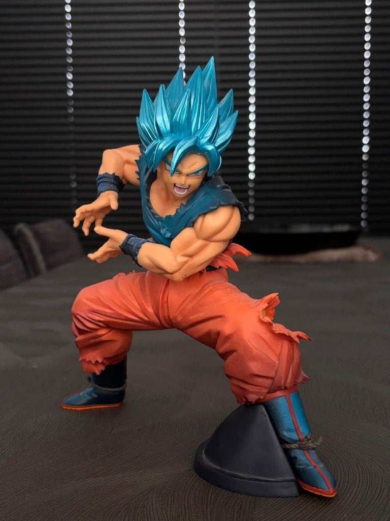 Dragon ball z super saiyon blue goku figuur, Ophalen, Zo goed als nieuw