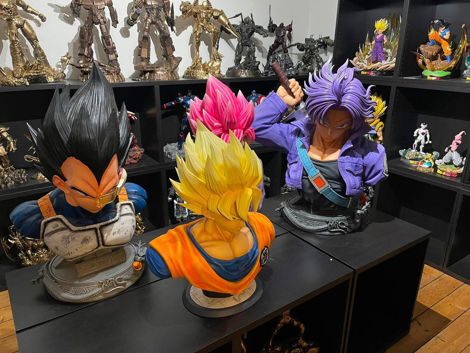 Lot de 3 bustes dragon ball z taille réelle, Collections, Statues & Figurines, Enlèvement, Comme neuf