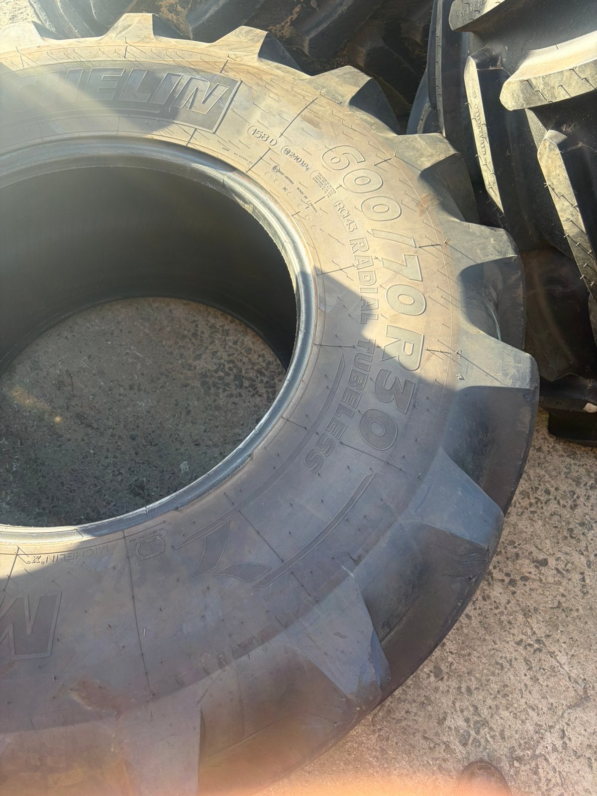Pneus Michelin machxbib 600/70r30, Articles professionnels, Enlèvement
