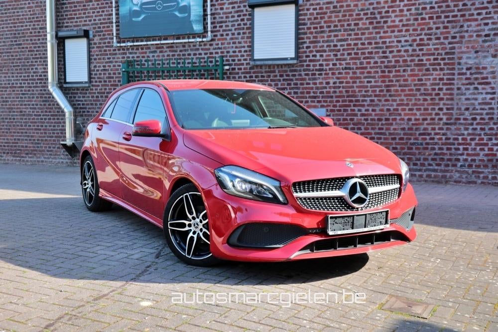Mercedes-Benz A180d, AMG, Navi, Camera, AMG velgen,, Auto's, 4 cilinders, Bedrijf, Dealer onderhouden, Overige carrosserie