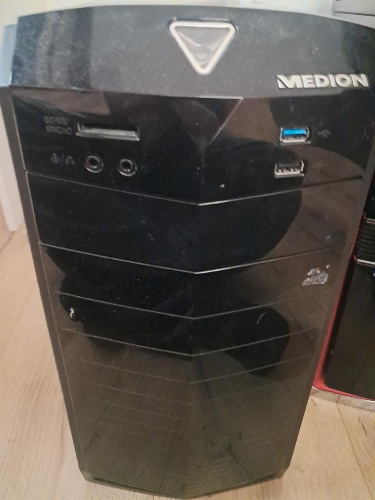 Medion pc, Informatique & Logiciels, Ordinateurs de bureau, Enlèvement