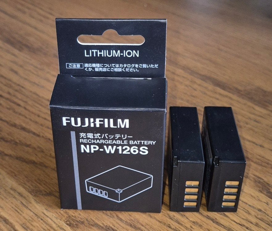 Batteries Fujifilm, Ophalen of Verzenden, Gebruikt, Oplaadbaar
