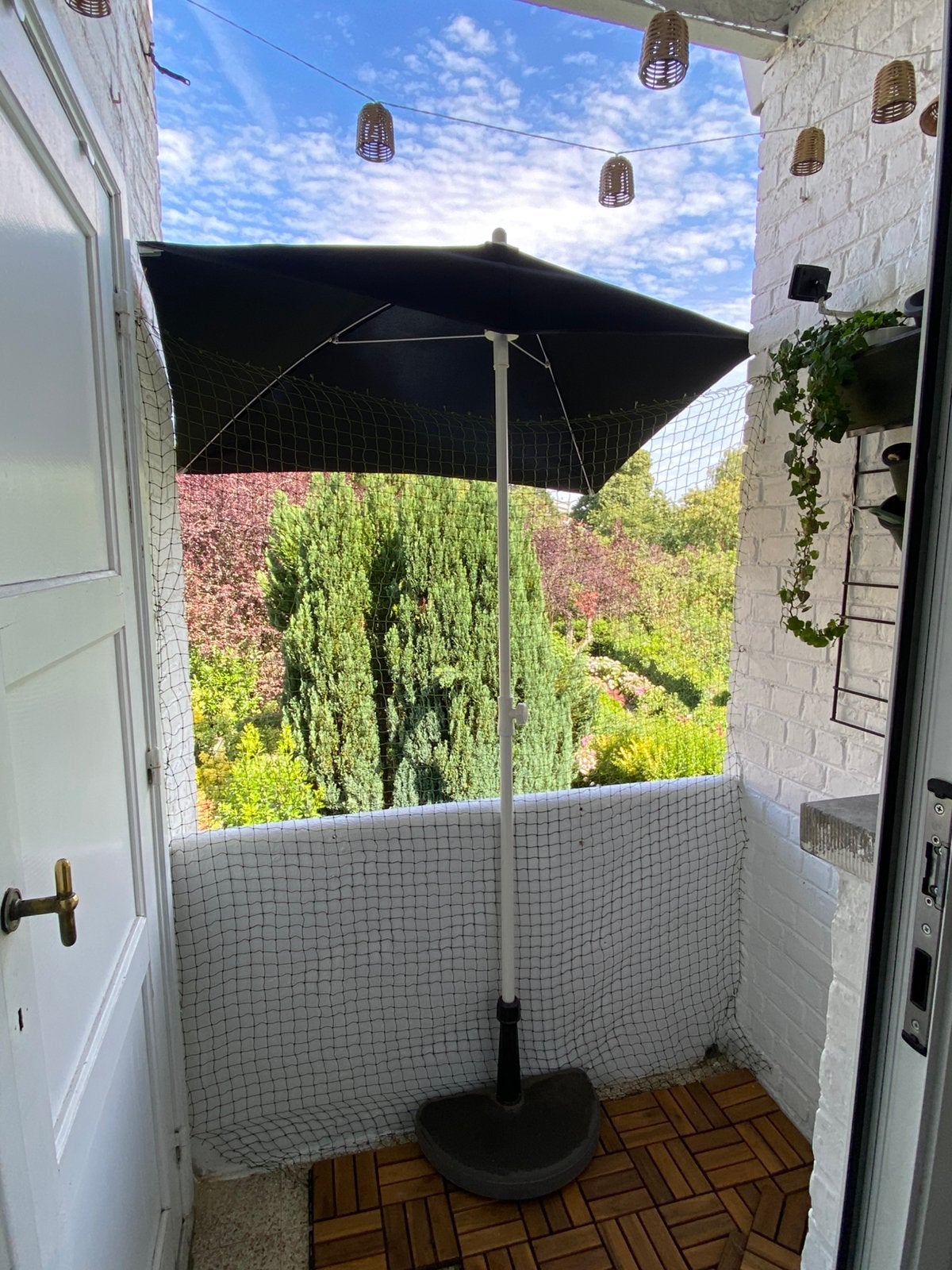 Parasol pour petit balcon + pied, Jardin & Terrasse, Parasols, 1 à 2 mètres, Étanche, Enlèvement, Utilisé