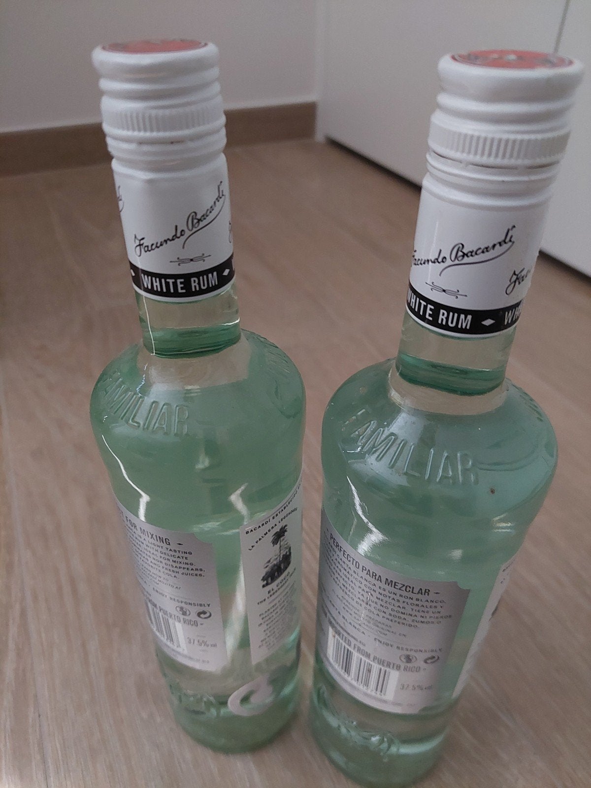 Barcardi rum wit.. 2  75 cl... wit.., Verzamelen, Ophalen