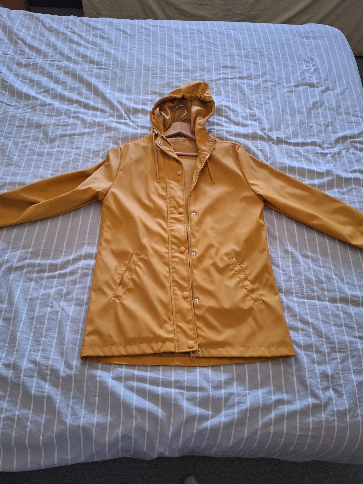 Dames regenjas, Ophalen, Zo goed als nieuw, Kleding, Maat 46 (S) of kleiner
