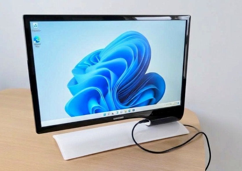 Samsung SyncMaster T27B750 – 27 inch Full HD LED Monitor & T, Computers en Software, Ophalen