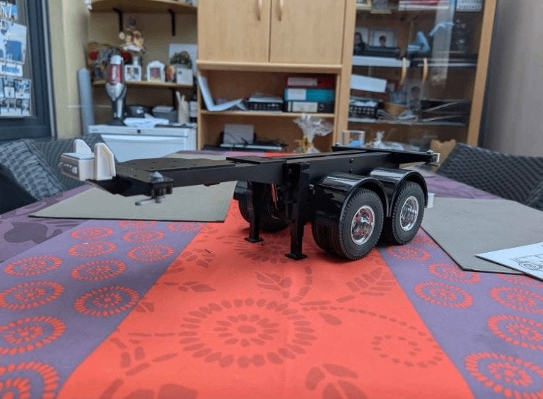 RC 20 FT semi-trailer, Schaal 1:14, Zo goed als nieuw, Auto onroad, RTR (Ready to Run)