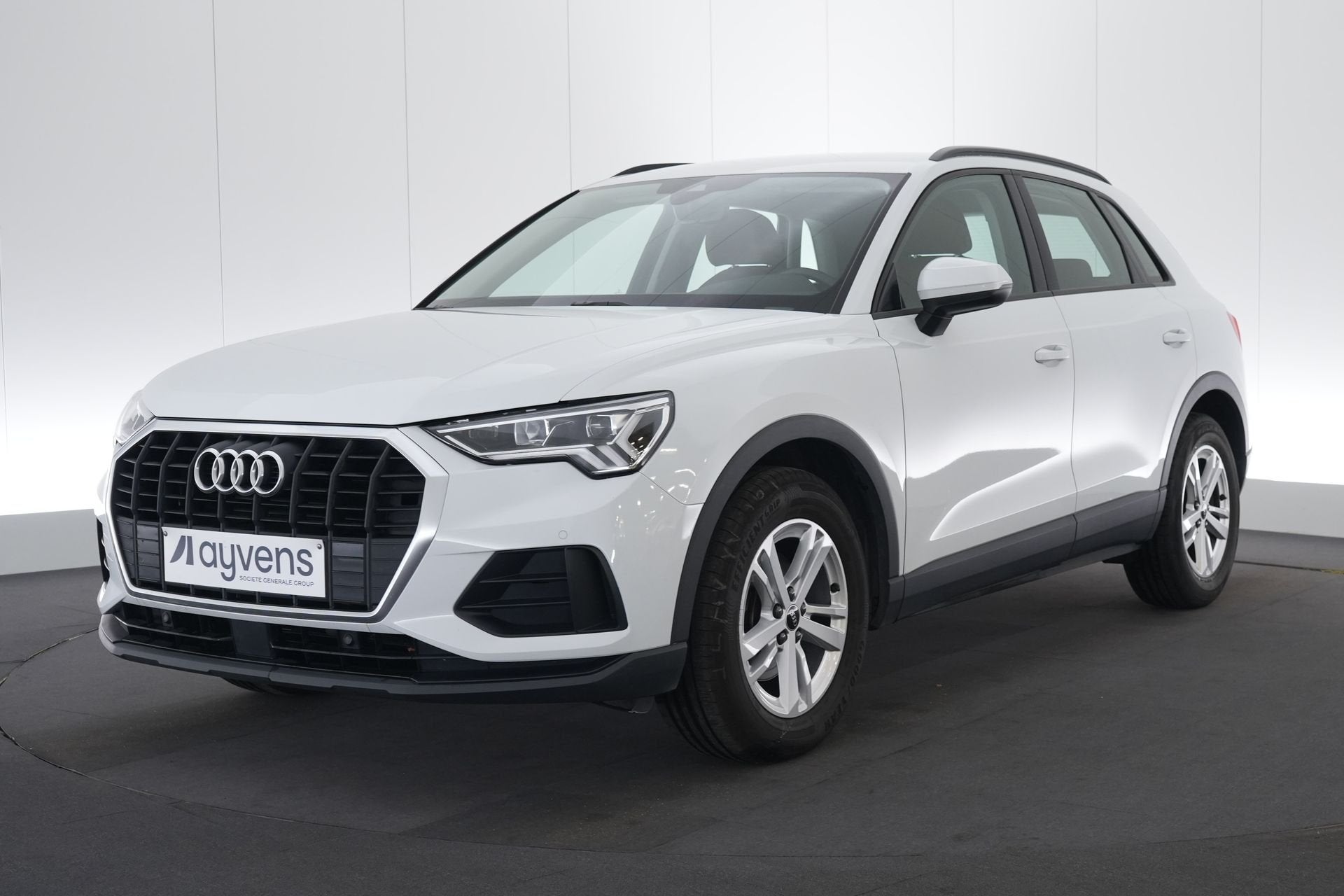 (2AVW469) AUDI Q3, Achat, Commande vocale, Entreprise, 1498 cm³
