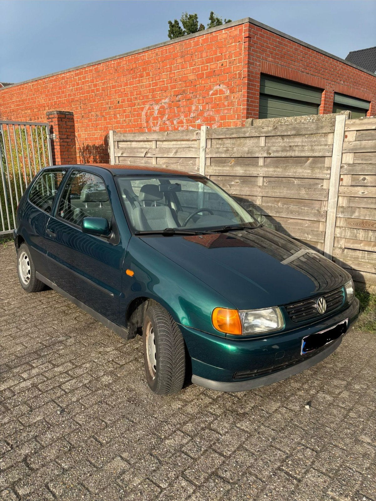 VW Polo 1996 benzine, Autos, Achat, Particulier, Tissu, Vert