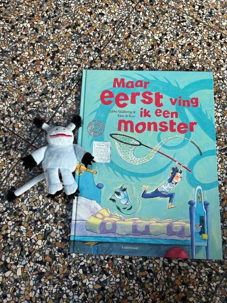 Kinderboek Maar eerst ving ik een monster, Ophalen of Verzenden, Zo goed als nieuw, 3 tot 4 jaar