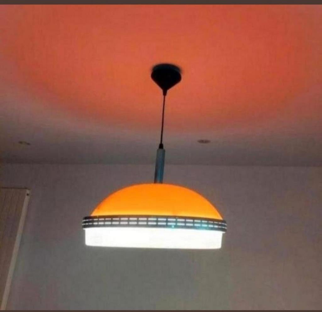 Vintage Spage Age Ufo hanglamp met nieuwe tl lamp ., Huis en Inrichting, Lampen | Hanglampen, Ophalen