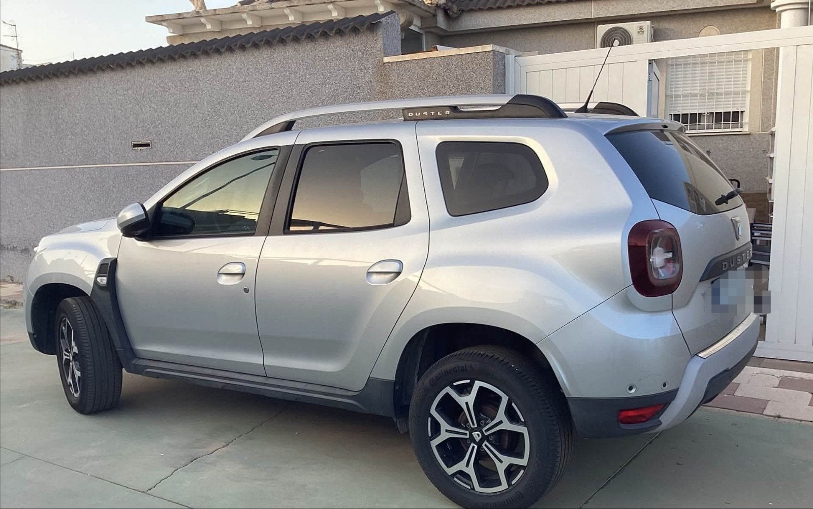 Dacia Duster Prestige Blue, Voorwielaandrijving, Stof, Start-stop-systeem, Duster