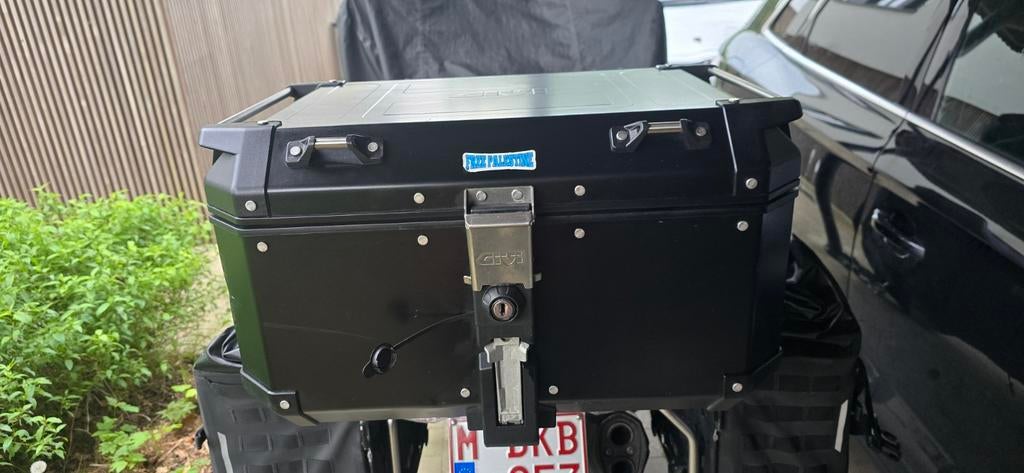 Top case Givi outback 58l, Informatique & Logiciels, Serveurs, Enlèvement