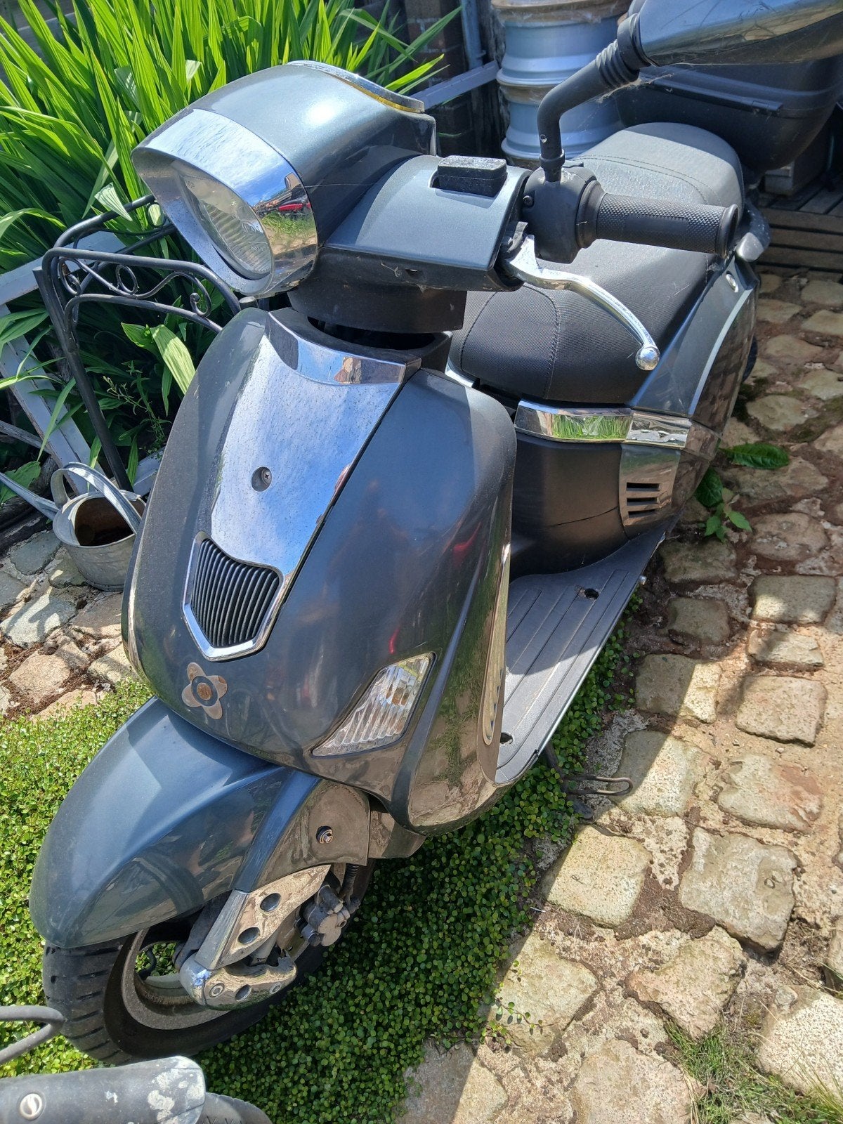 Scooter  125 cc, Fietsen en Brommers, Scooters | Piaggio, Ophalen of Verzenden