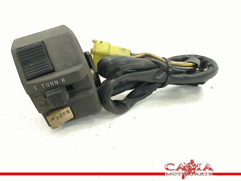 COMMUTATEUR GAUCHE GSX R 750 1992-1995 (GSXR 750 GR7B), Dhr. S. di Majo, Utilisé, Info@cama-motorparts.nl, P.J. Troelstraweg 8 8
3144 CX  MAASSLUIS, NL